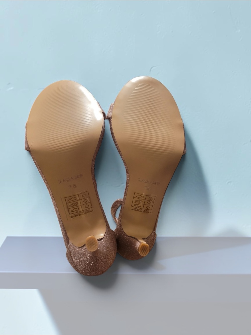 J.Adams "Dove" Fine Gold Glitter heeled sandals - Picture 5 of 6